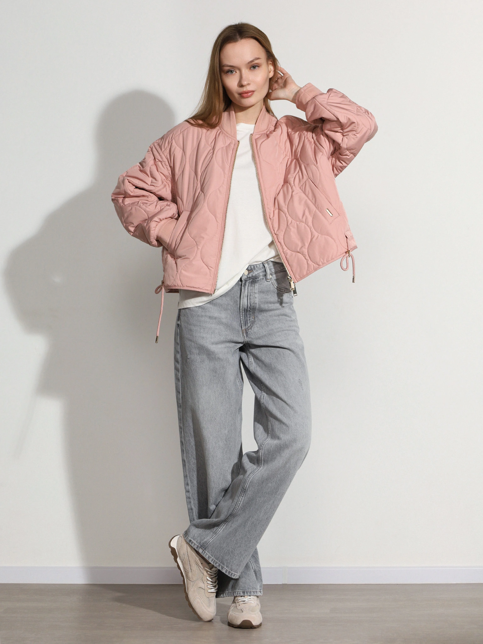 Куртка укороченная розового цвета свободного кроя